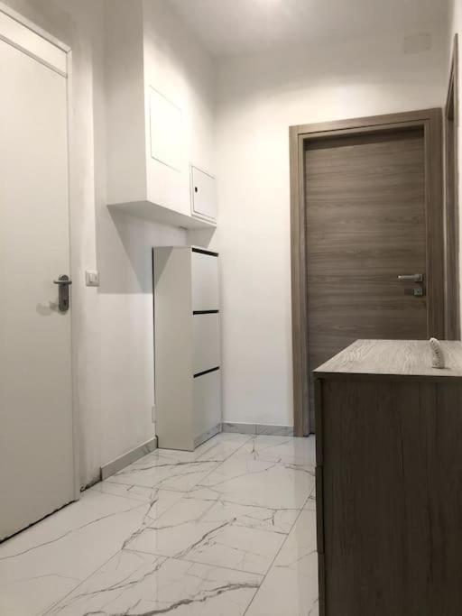 Casa Martina Pronta Per Te, Con Due Stanze Da Letto! Lägenhet Turin Exteriör bild
