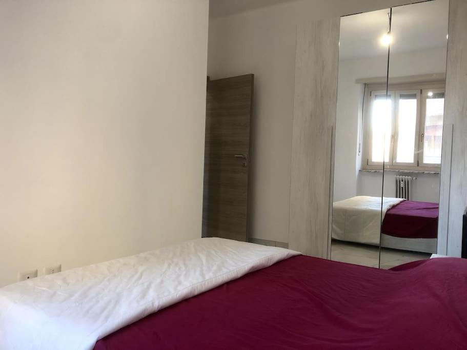 Casa Martina Pronta Per Te, Con Due Stanze Da Letto! Lägenhet Turin Exteriör bild